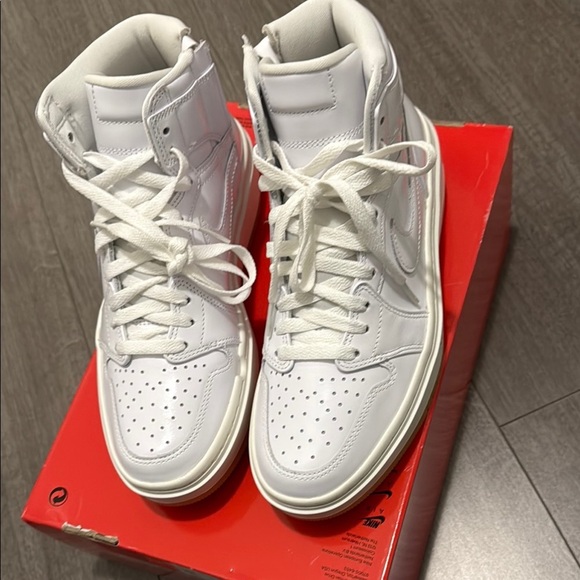 Nike White Leather High-Tops - Picture 1 of 5
